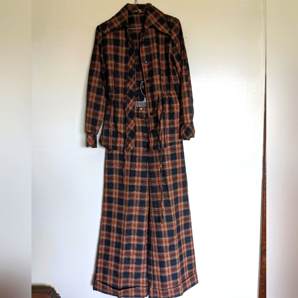 Vintage two piece pants suit